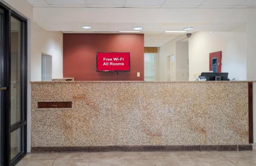 Saraland Hotel | Red Roof Inn Mobile North – Saraland