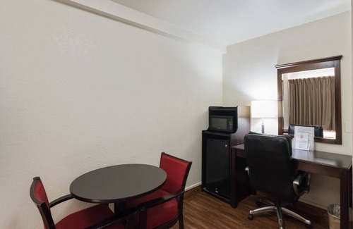 Central Oklahoma City Hotel | Red Roof Inn Oklahoma Airport – I-40 W/Fairgrounds
