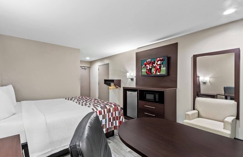 Deer Valley Hotel | Red Roof Inn Phoenix North - I-17 at Bell Rd