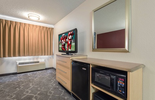 SeaTac Hotel | Red Roof Inn Seattle Airport - SEATAC
