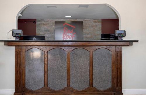 Oxford Hotel | Red Roof Inn & Suites Oxford