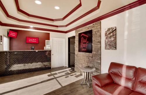 Pensacola Hotel | Red Roof Inn & Suites Pensacola-NAS Corry