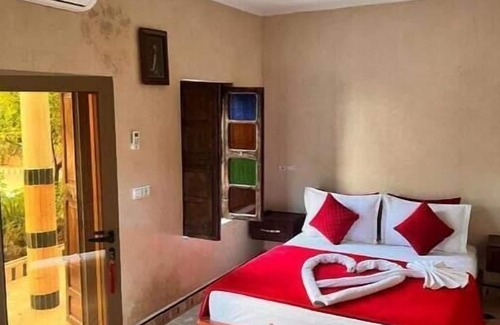Bab Doukkala Resort | Red Room Room in Marrakesh, Morocco