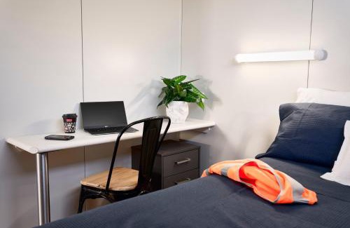 Newman Hotel | Red Sands Accommodation Newman