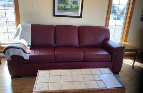 Twillingate House | Red Sunset Cottage in Twillingate