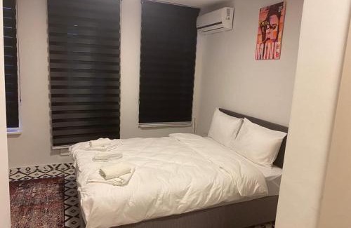 Taksim Apartment | Red Tent Suite Akkiraz