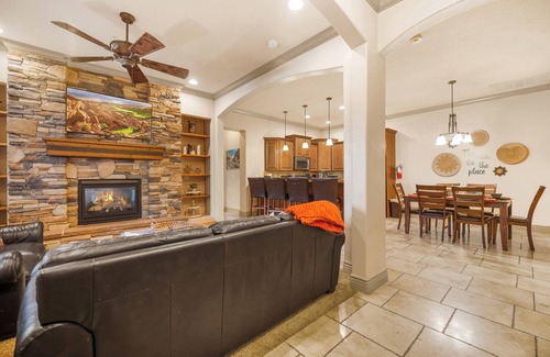 St. George Condo | Red Terra – A Stunning Escape!