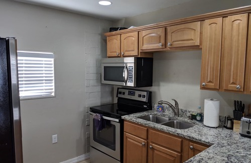 Truman Terrace Cottage | Redbrick Cottage Vacation Rental