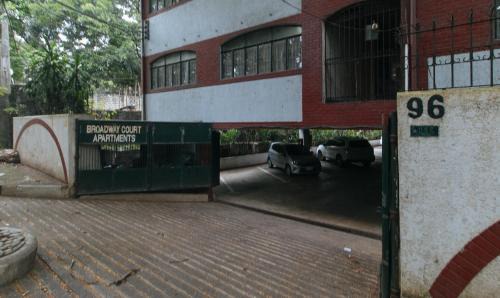 New Manila Hotel | RedDoorz at Broadway Court Apartelle II Quezon City