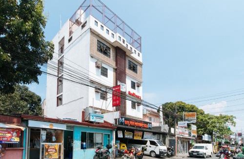 Las Pinas House | RedDoorz at CAA Road Las Pinas