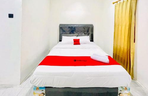 Berastagi Hotel | RedDoorz at Hardi Homestay near Funland Berastagi