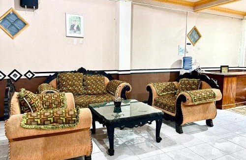 Tosari Hotel | RedDoorz at Hotel Huni Raya Bromo
