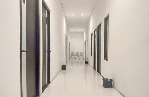 West Semarang Hotel | RedDoorz at Jalan Siliwangi Semarang