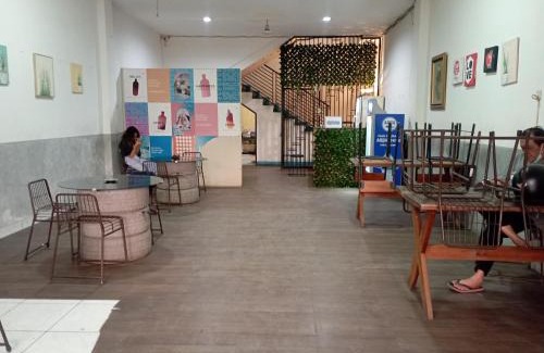 Purwokerto Hotel | RedDoorz at Jalan Sudirman Purwokerto