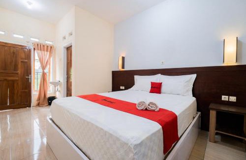 Ngaglik Hotel | RedDoorz at Omahku Guest House Batu