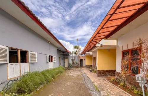 Batu Hotel | RedDoorz at Penginapan Garuda Batu