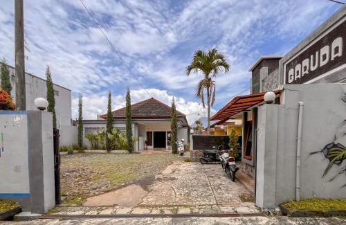 Batu Hotel | RedDoorz at Penginapan Garuda Batu
