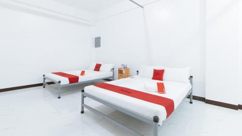 Balingasag Hotel | RedDoorz @ Catalina Pension House