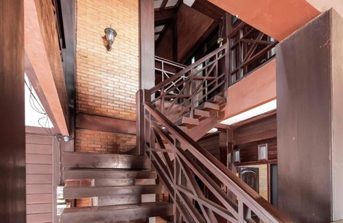 Jakarta House | RedDoorz @ Cilandak Timur