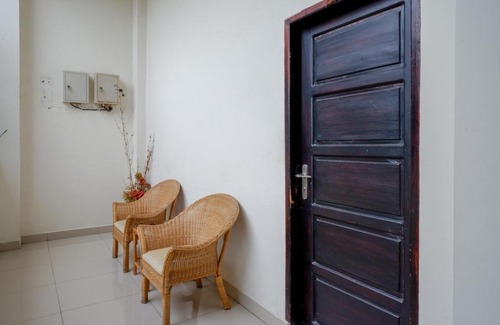 Palu Hotel | RedDoorz @ Hotel Bumi Palupy