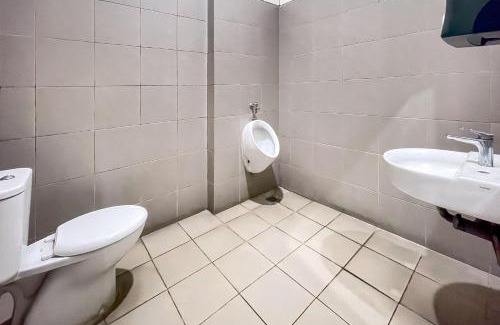 Gambir Hotel | RedDoorz Hotel Capsule at Batu Tulis