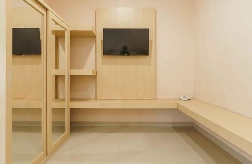 Bengkulu Hotel | RedDoorz @ Hotel Copacobana Bengkulu