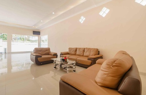 Bengkulu Hotel | RedDoorz @ Hotel Copacobana Bengkulu