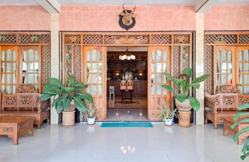 Hargomulyo Hotel | RedDoorz Hotel Tejomoyo Near Bukit Sekipan Tawangmangu