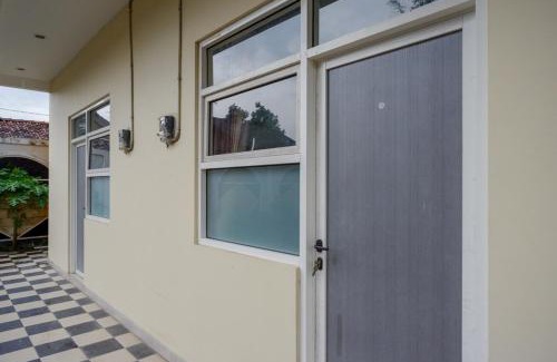 Cilacap Hotel | RedDoorz @ Jalan Bali Cilacap