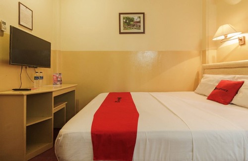 Jaksa Street Hotel | RedDoorz @ Jalan Jaksa