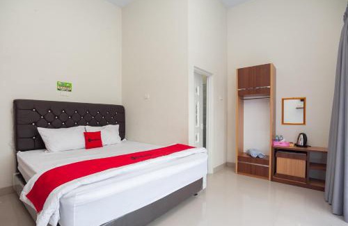 Rajabasa Hotel | RedDoorz @ Jalan Urip Sumoharjo Lampung 2