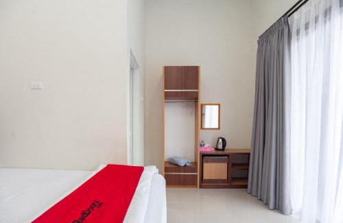 Rajabasa Hotel | RedDoorz @ Jalan Urip Sumoharjo Lampung 2