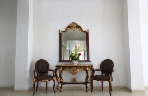 East Jakarta House | RedDoorz @ Jatiwaringin