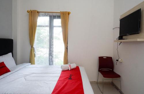 Surakarta Hotel | RedDoorz @ Kratonan Solo