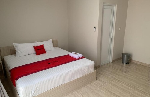 Purbalingga Hotel | RedDoorz near Alun Alun Purbalingga