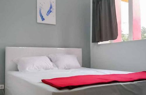 Magetan Hotel | RedDoorz near Alun Alun Magetan