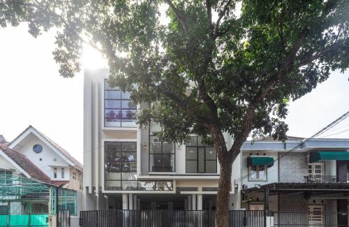 Serpong House | RedDoorz near Eka Hospital BSD City