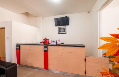 Bandung Hotel | RedDoorz near Exit Toll Moh. Toha