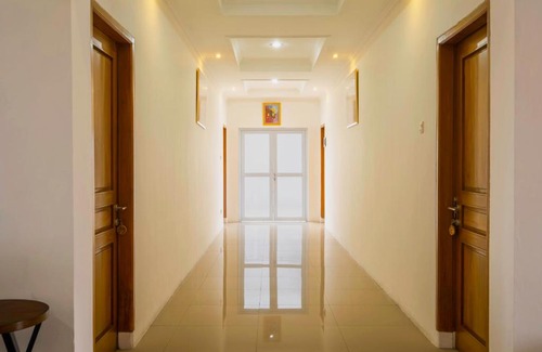 Bandung Hotel | RedDoorz near Exit Toll Moh. Toha