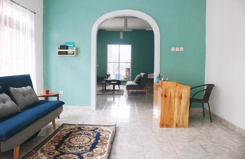Bogor House | RedDoorz near Exit Toll Tanah Baru Bogor