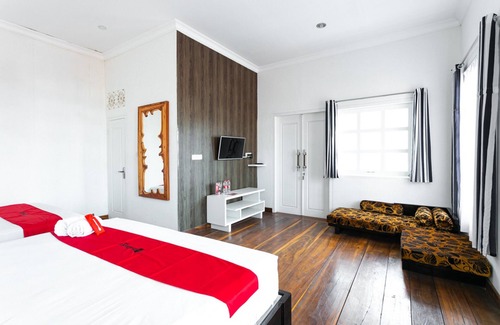Karanganyar Hotel | RedDoorz near Grojogan Sewu Tawangmangu