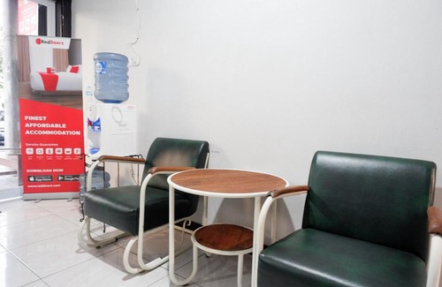 Colomadu Hotel | RedDoorz near Jalan Adi Sucipto Solo