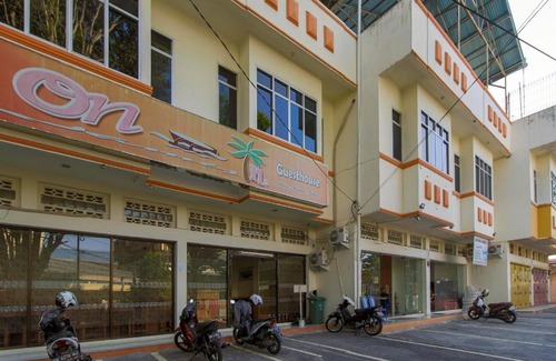 Manado City Centre House | RedDoorz near Jalan Jendral Sudirman Manado