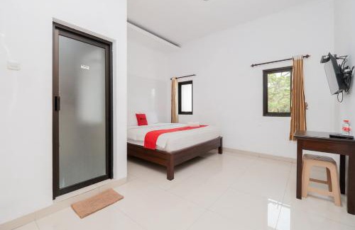 Dinoyo House | RedDoorz near Jawa Timur Park 3
