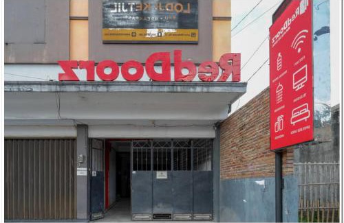 Banguntapan Hotel | RedDoorz near Jogja Expo Center 2
