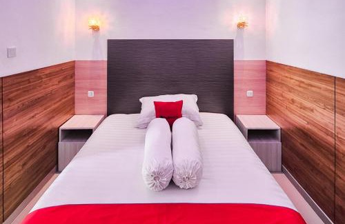 Palu Hotel | RedDoorz near Mutiara SIS Al Jufrie Airport Palu 3