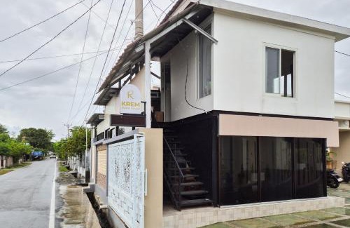 Palu Hotel | RedDoorz near Mutiara SIS Al Jufrie Airport Palu 3