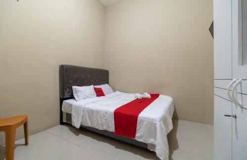 Palembang Hotel | RedDoorz near Palembang Trade Center 4