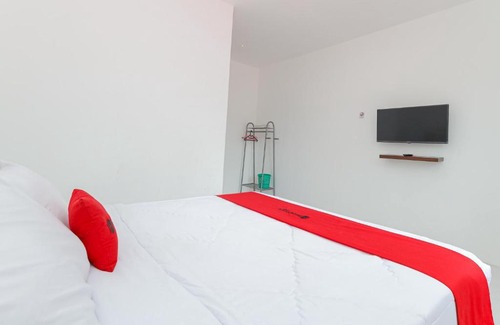 Serang Hotel | RedDoorz near RSUD Banten Serang