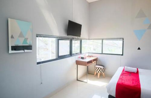 Sleman Hotel | RedDoorz near Sindu Kusuma Edupark 3